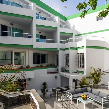 Aparthotel Esquinzo Y Monte Del Mar-3